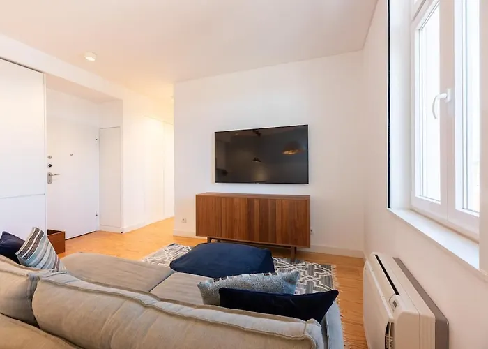 Bairro Alto Bright With Ac Elevator Lizbona